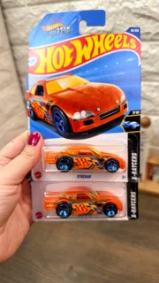 ماشین اورجینال هات ویلز  فلزی کد۲۳