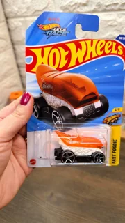 ماشین اورجینال هات ویلز  فلزی کد۲۶