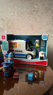 ماشین پلیس موزیکال و نشکنِ هولا